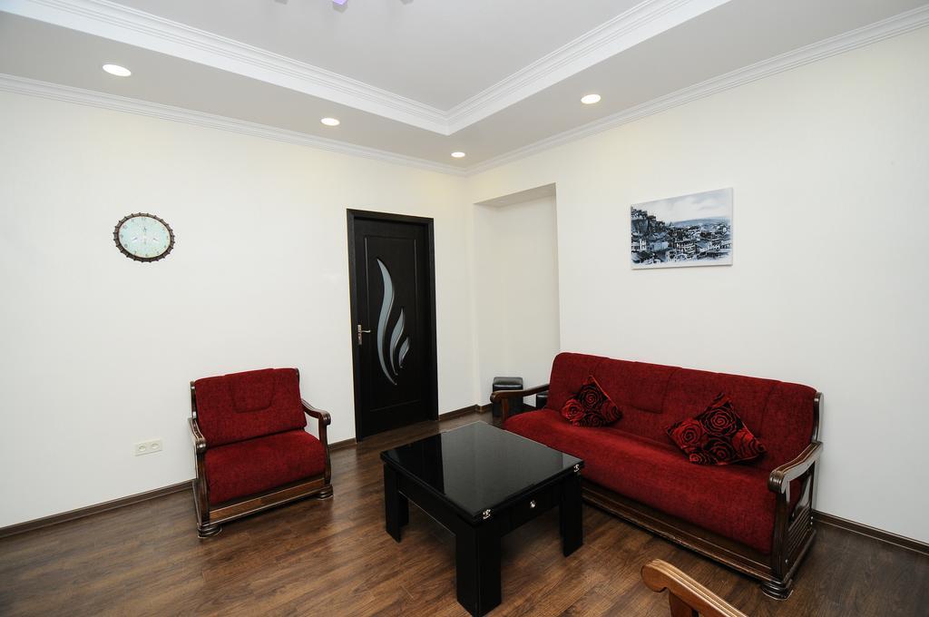 Elegant Modern Apartment Tbiliszi Kültér fotó